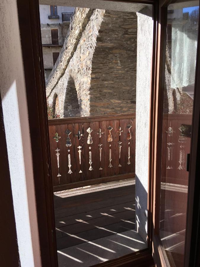 Lo Ponton Introd Exterior foto